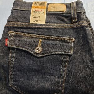 Levi jeans